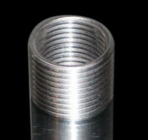 Threaded metal pipe end