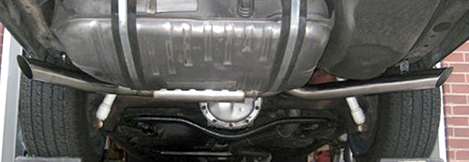 Dual exhaust system, fuel tank, differential